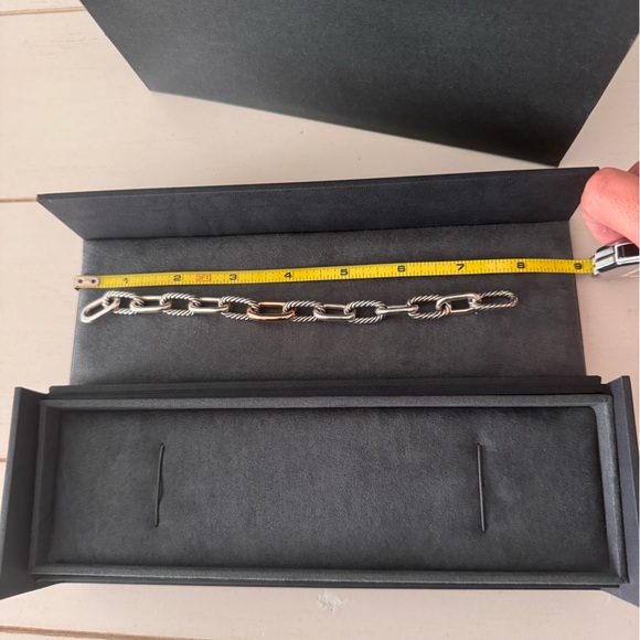 DY MADISON® CHAIN BRACELET
Sterling Silver with 18K Rose Gold, 11mm - Picture 12 of 12